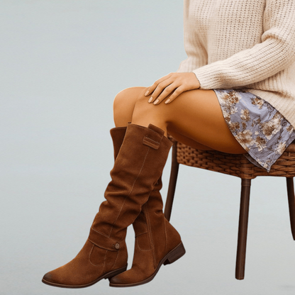 Agnese - Warme Wildleder-Stiefeletten