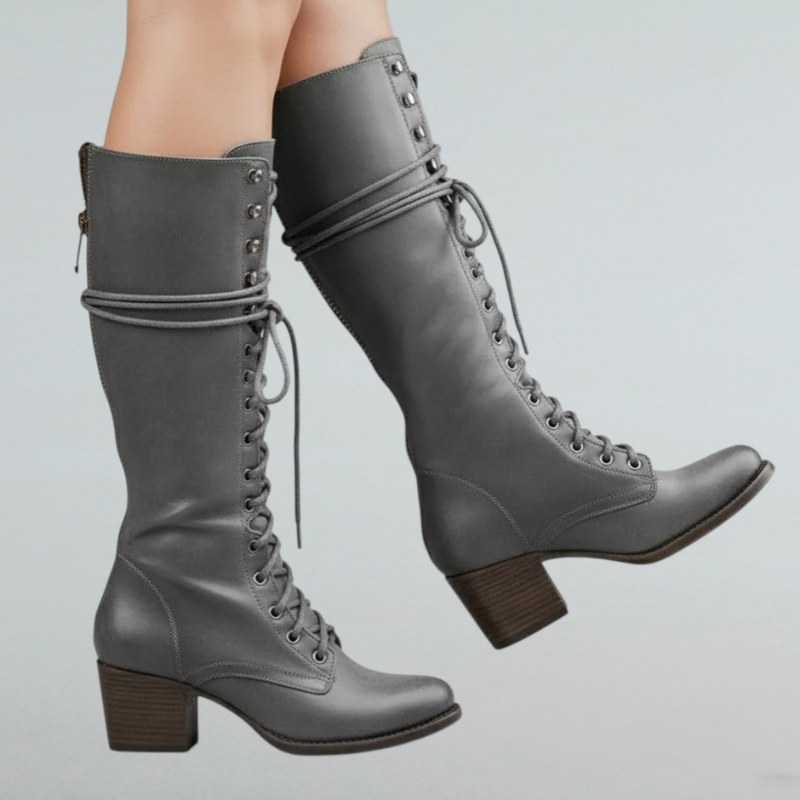 Clara - Kniehohe Schnürstiefel